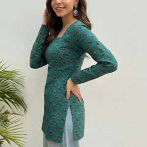 Alternative view of Kurti